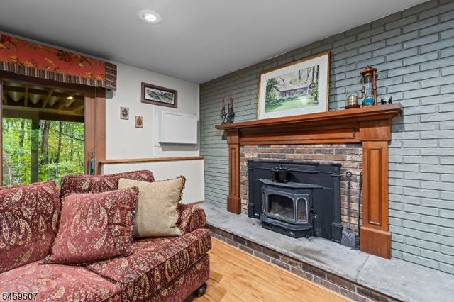 20 Edward Dr, Mount Olive Twp., NJ 07836