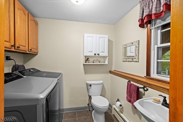 20 Edward Dr, Mount Olive Twp., NJ 07836