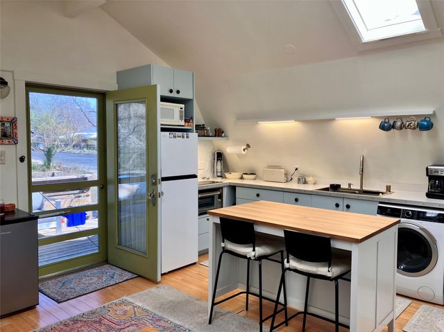 2102 Travis Heights BLVD Unit C, Austin, TX 78704