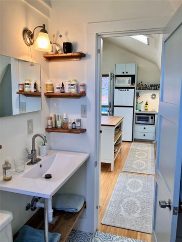 2102 Travis Heights BLVD Unit C, Austin, TX 78704