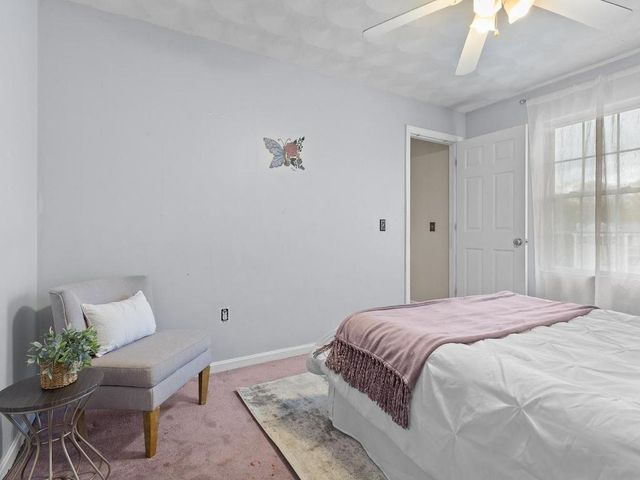 44 Orchard Valley Drive, Cranston, RI 02921