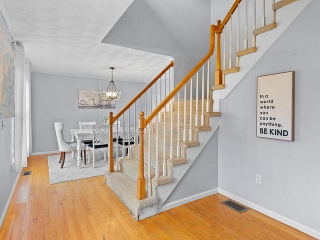 44 Orchard Valley Drive, Cranston, RI 02921