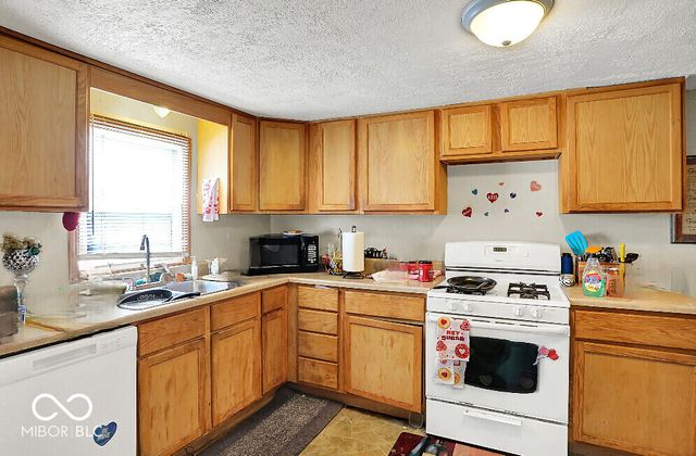 13346 N Miller Drive, Camby, IN 46113