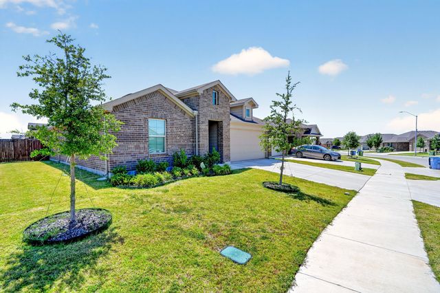 16648 Geskey Drive, Justin, TX 76247