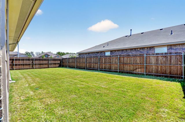 16648 Geskey Drive, Justin, TX 76247