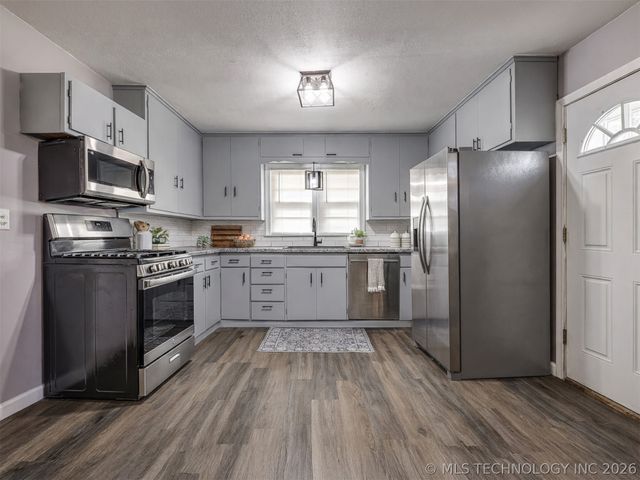 138 Rockwood Avenue, Bartlesville, OK 74006