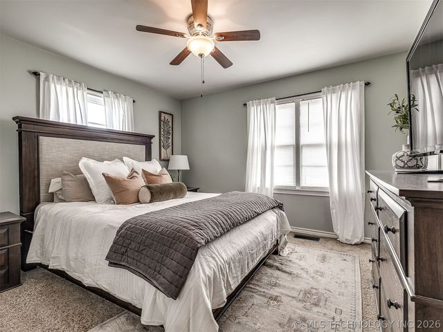 138 Rockwood Avenue, Bartlesville, OK 74006