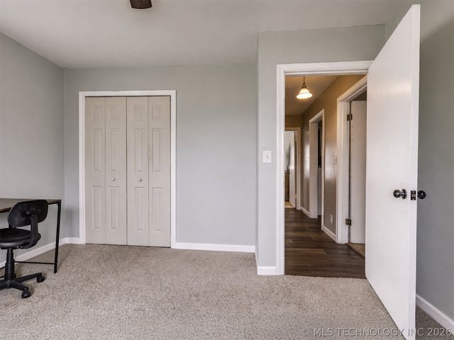 138 Rockwood Avenue, Bartlesville, OK 74006