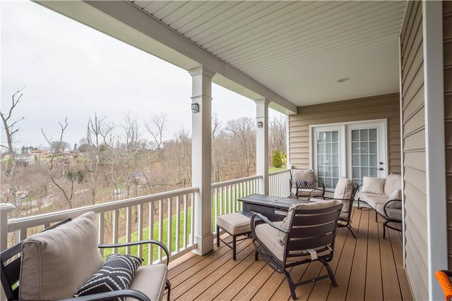 120 Twilight Dr, North Strabane, PA 15317