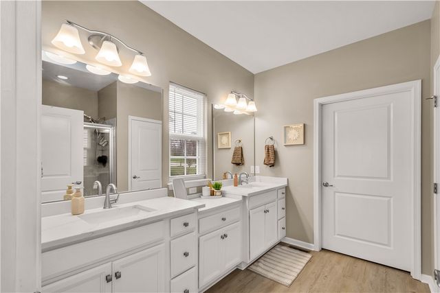 120 Twilight Dr, North Strabane, PA 15317