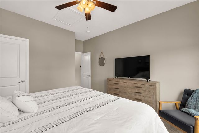 120 Twilight Dr, North Strabane, PA 15317