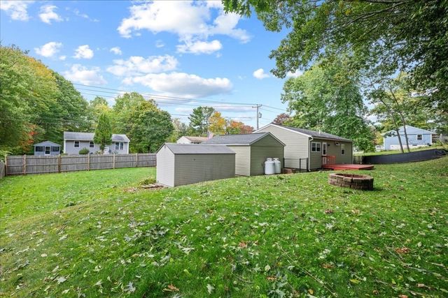 165 Peter Salem Rd, Leicester, MA 01524
