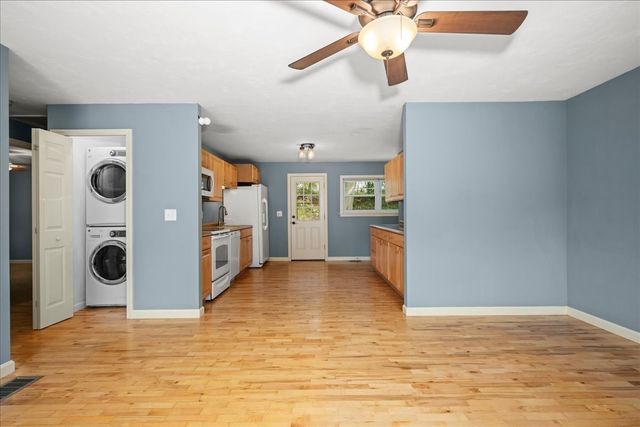165 Peter Salem Rd, Leicester, MA 01524