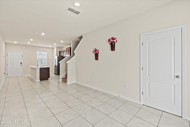 856 ROTARY Road, Jacksonville, FL 32211