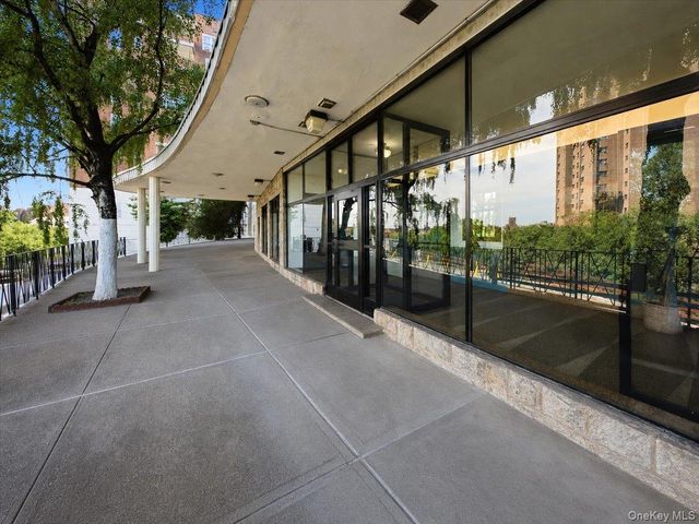 2630 Kingsbridge terrace 3A, Bronx, NY 10463