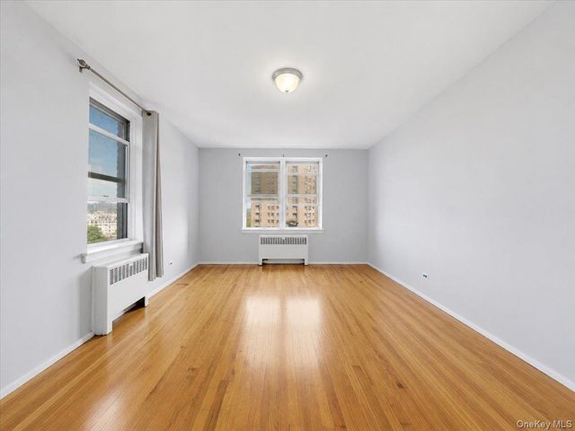 2630 Kingsbridge terrace 3A, Bronx, NY 10463