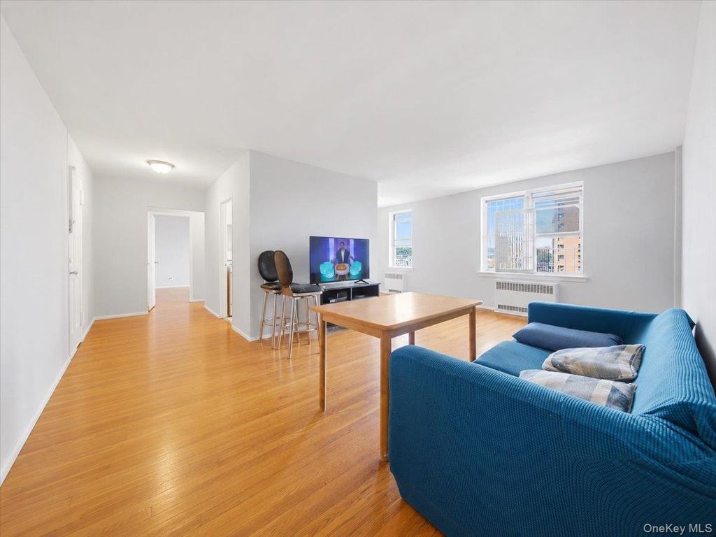 2630 Kingsbridge terrace 3A, Bronx, NY 10463