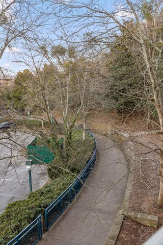 733 Battery Pl Apt 101, Chattanooga, TN 37403