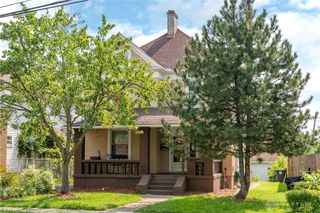 2330 Catalpa Drive, Dayton, OH 45406