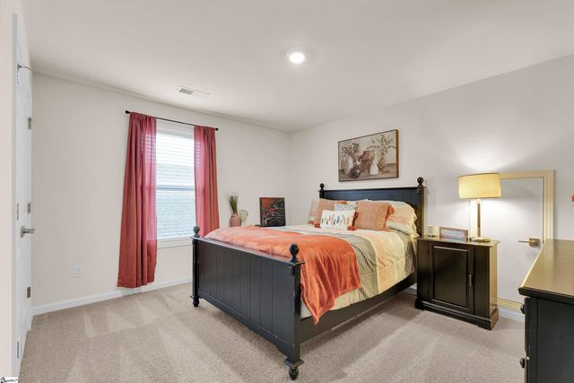 1961 Crumhorn Avenue, Boiling Springs, SC 29316