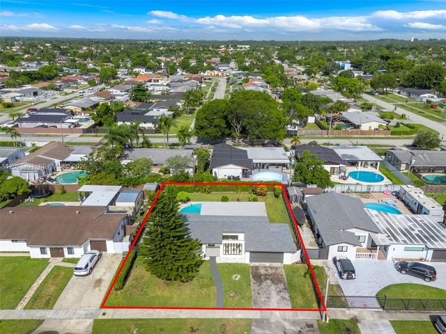 17630 SW 108th Ct, Miami, FL 33157