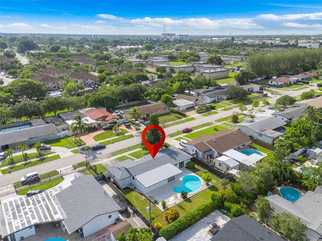 17630 SW 108th Ct, Miami, FL 33157