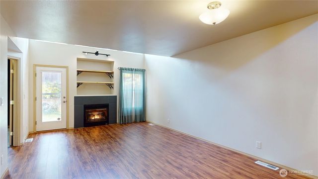 1603 NW Seasons Lane, Silverdale, WA 98383