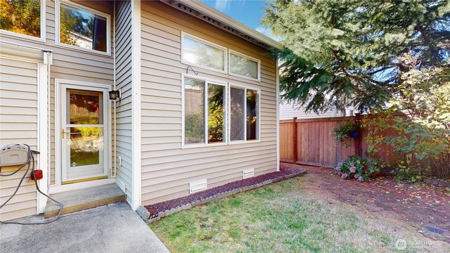 1603 NW Seasons Lane, Silverdale, WA 98383