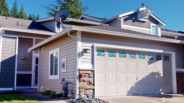 1603 NW Seasons Lane, Silverdale, WA 98383