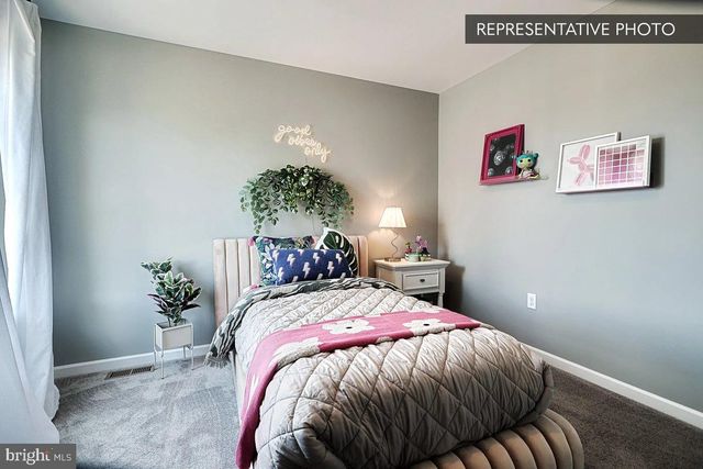 SWEET BIRCH PLAN AT HILLS AT VALLEY VIEW, Spring Grove, PA 17362