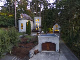 1820 E 28TH Ave, Eugene, OR 97403