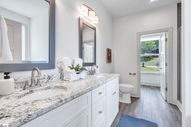 139 Mountain Lake Drive, Piedmont, SC 29673