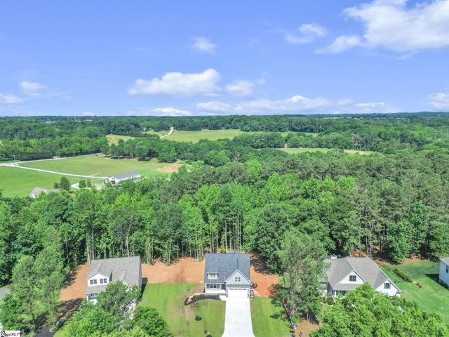139 Mountain Lake Drive, Piedmont, SC 29673