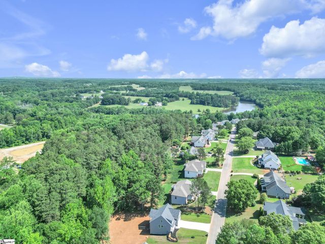 139 Mountain Lake Drive, Piedmont, SC 29673