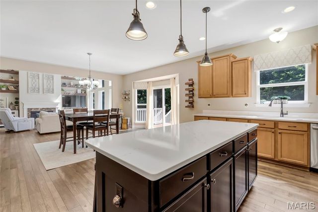 612 Wyndview Drive, Lake St Louis, MO 63367