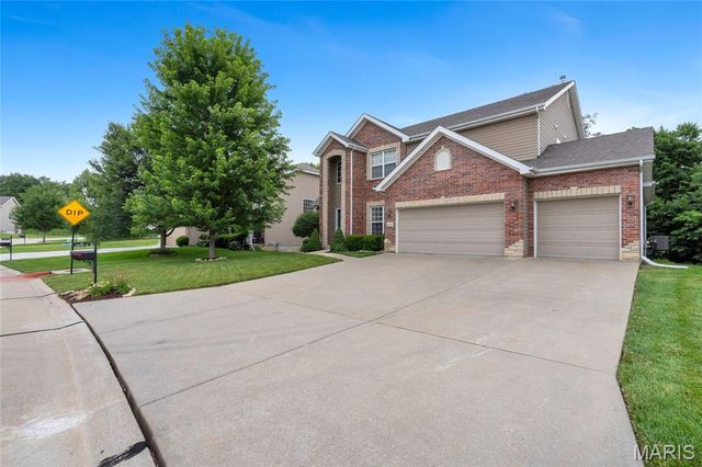 612 Wyndview Drive, Lake St Louis, MO 63367