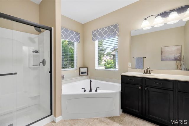 612 Wyndview Drive, Lake St Louis, MO 63367