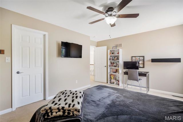 612 Wyndview Drive, Lake St Louis, MO 63367