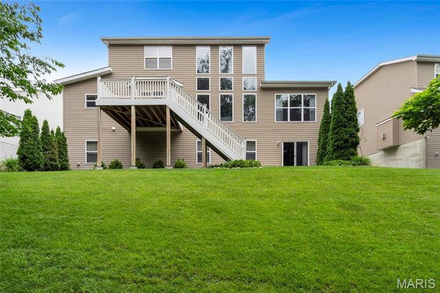 612 Wyndview Drive, Lake St Louis, MO 63367