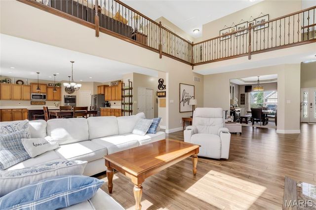 612 Wyndview Drive, Lake St Louis, MO 63367