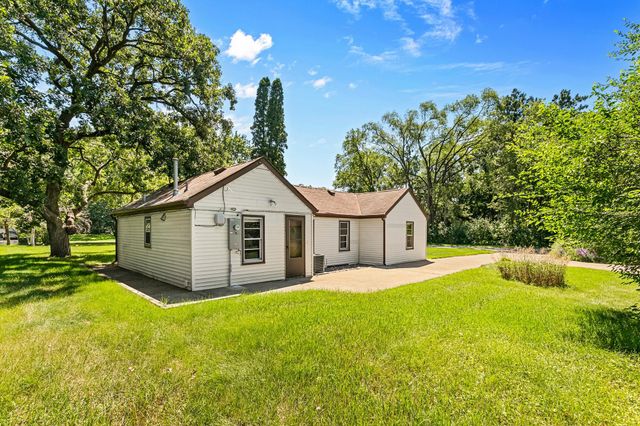 8706 Lincoln Street NE, Blaine, MN 55434