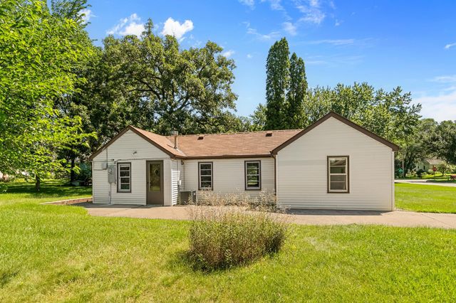 8706 Lincoln Street NE, Blaine, MN 55434