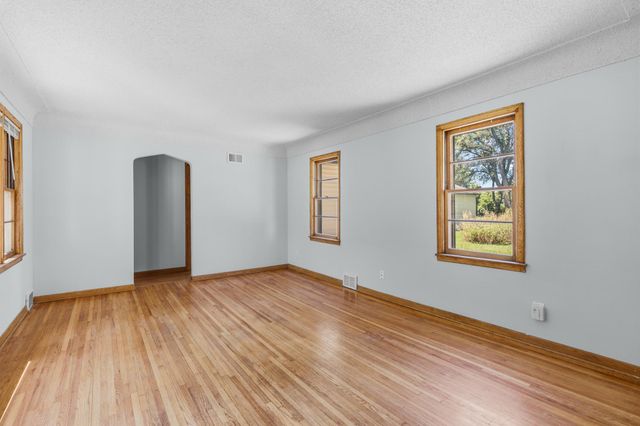 8706 Lincoln Street NE, Blaine, MN 55434
