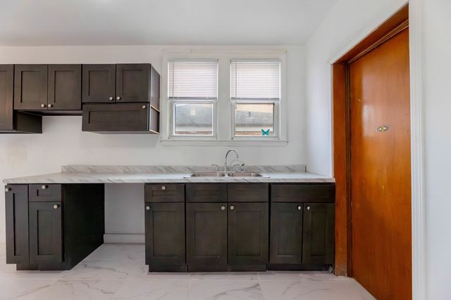 1908 S 23rd Avenue, Maywood, IL 60153