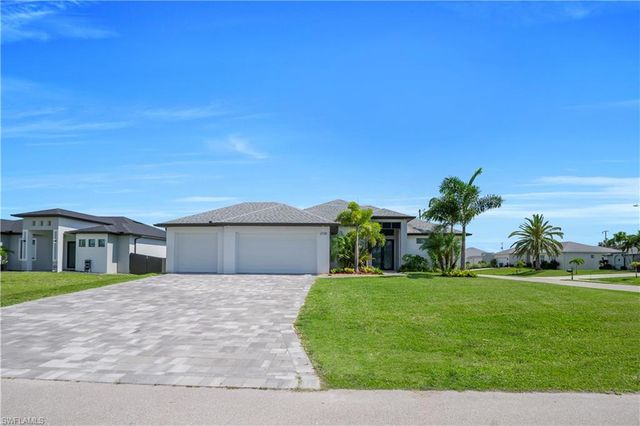 2728 SW 4th LN, Cape Coral, FL 33991
