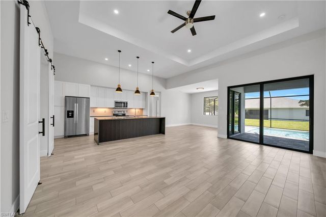 2728 SW 4th LN, Cape Coral, FL 33991