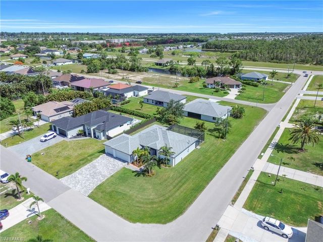 2728 SW 4th LN, Cape Coral, FL 33991
