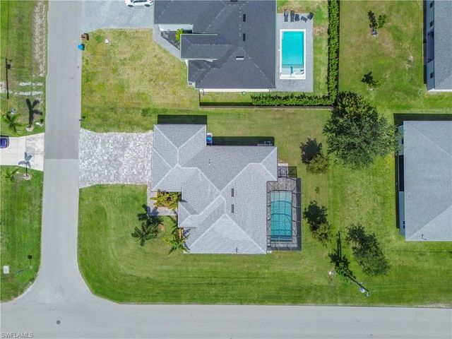 2728 SW 4th LN, Cape Coral, FL 33991