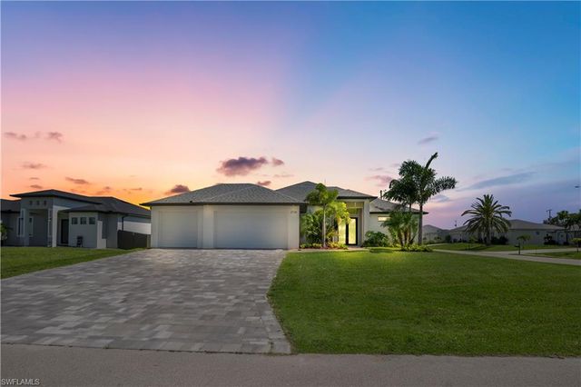 2728 SW 4th LN, Cape Coral, FL 33991