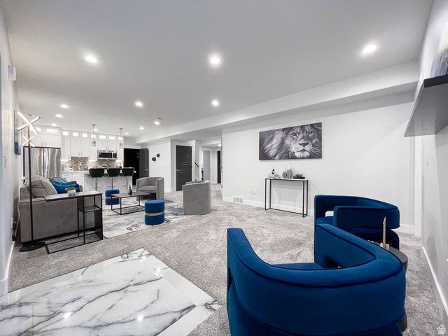 86 S PRESTON ST, Kaysville, UT 84037